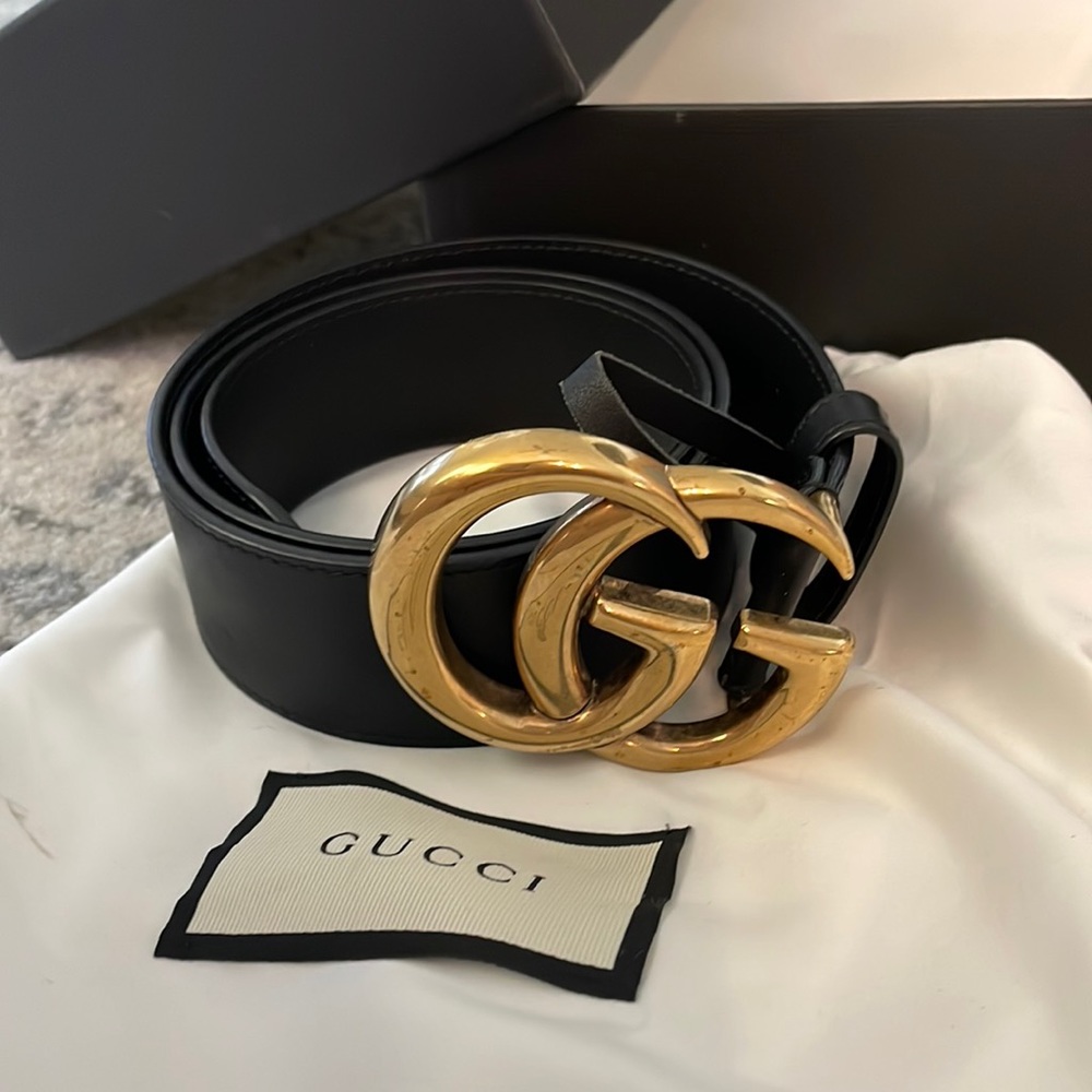 Gucci belt— barely worn!
